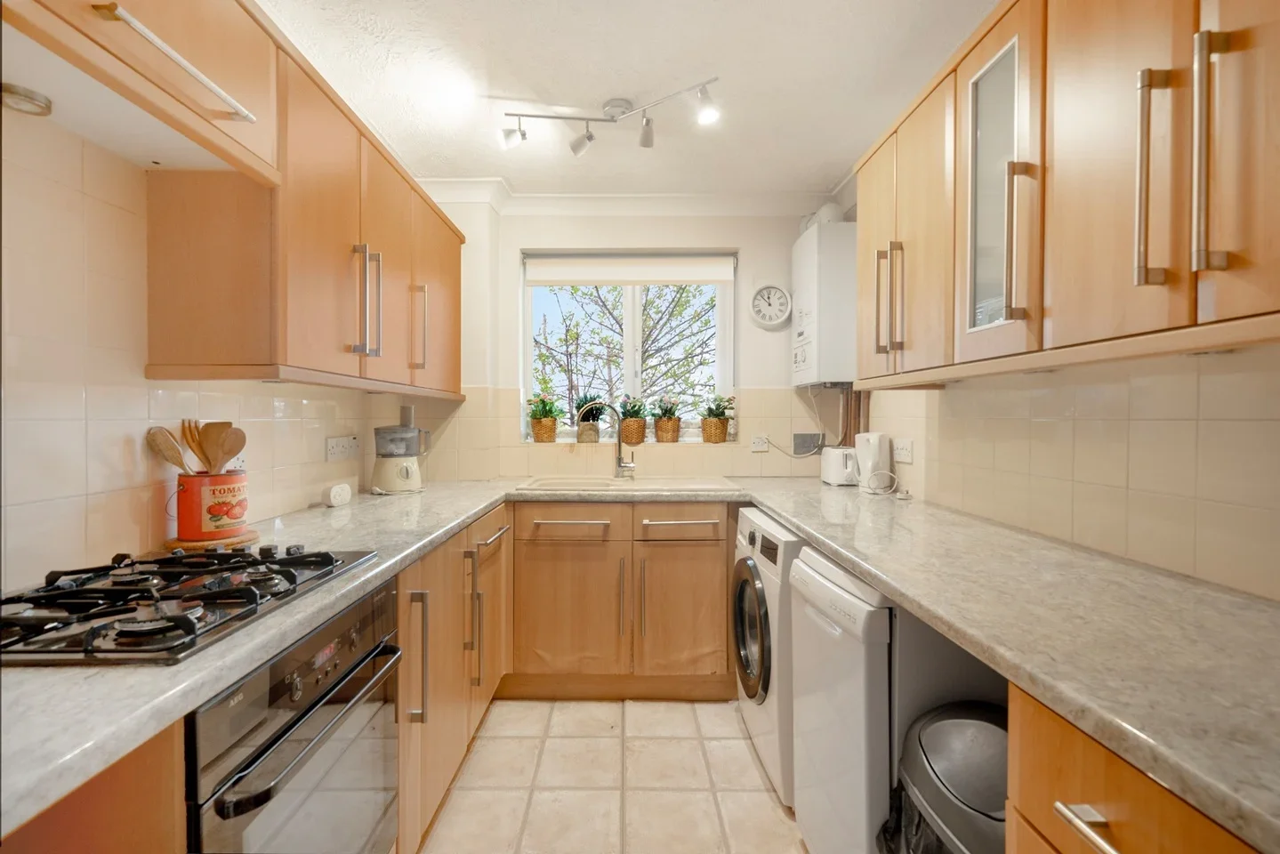 Flat Whitehaven Close in Greater London