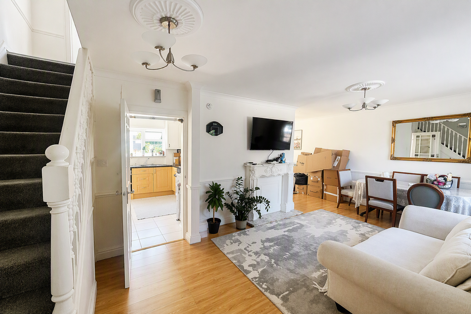House Stanford Close in Greater London