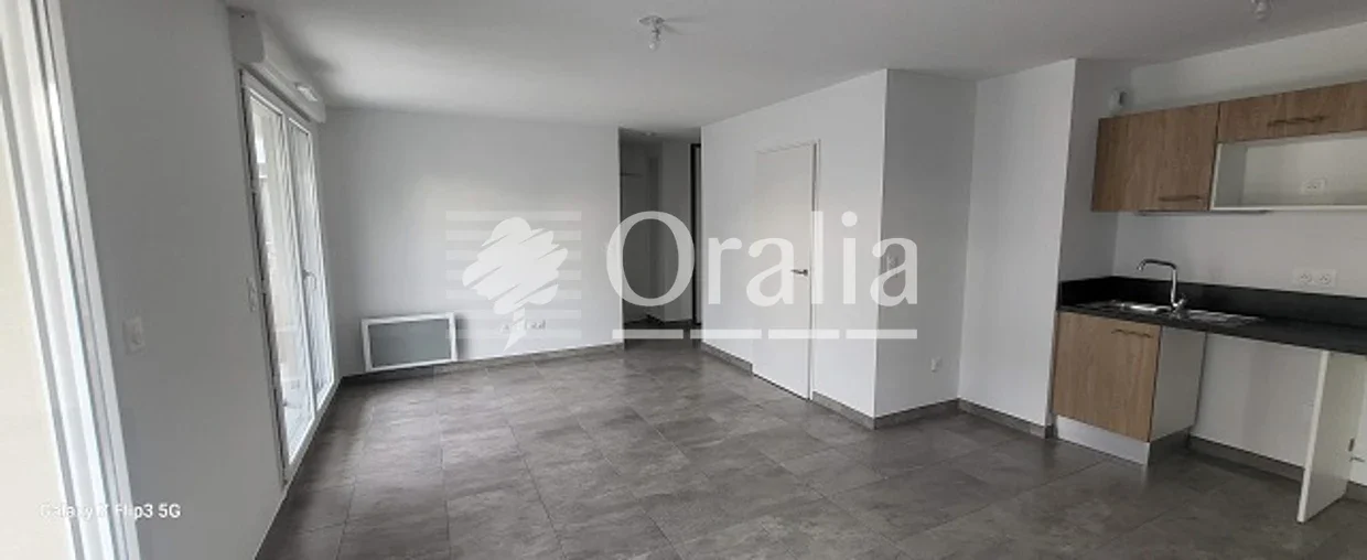 Flat Rue Arago in Nîmes