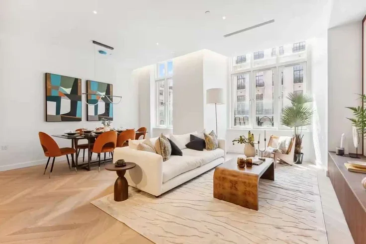 Flat Great Portland Street in City of Westminster