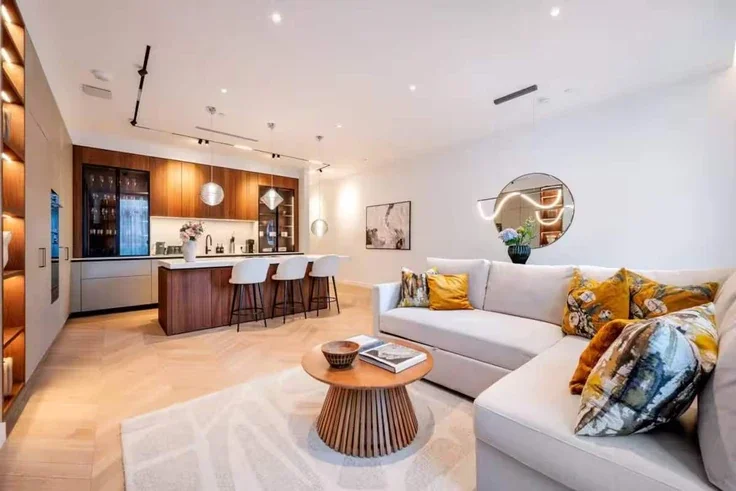 Flat Great Portland Street in City of Westminster