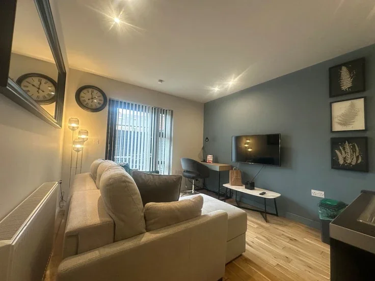Flat Oakfield Street in Cardiff