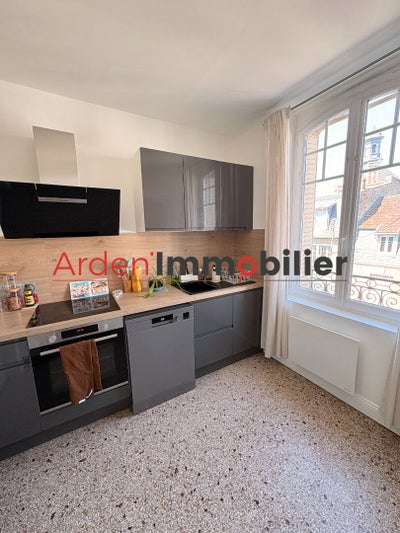 Flat Rue De Rethel in Coucy