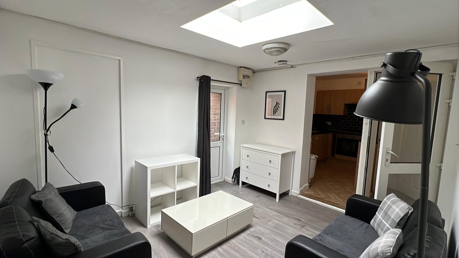 Flat Wavell Way in Winchester