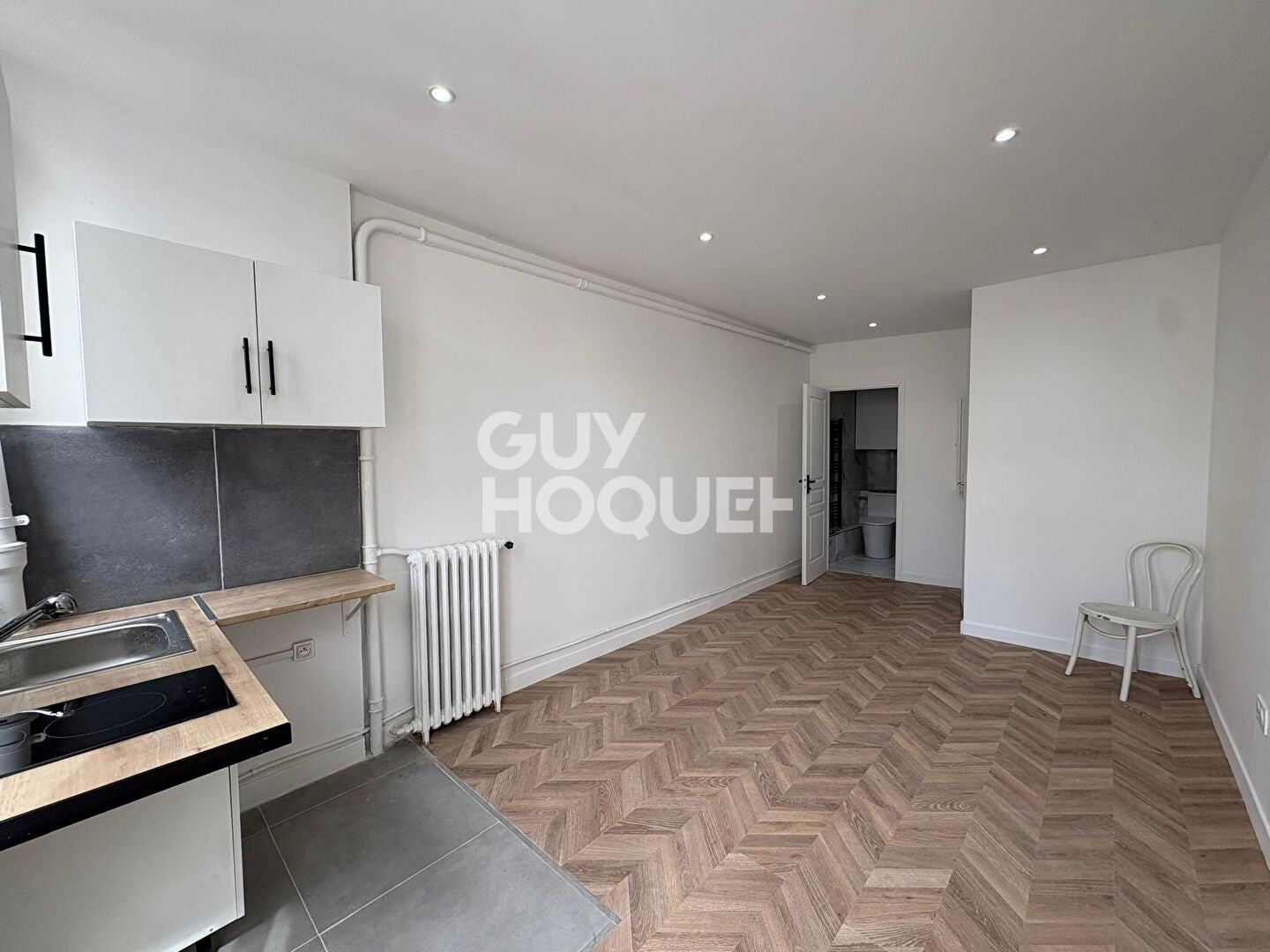 Flat Avenue des Minimes in Paris