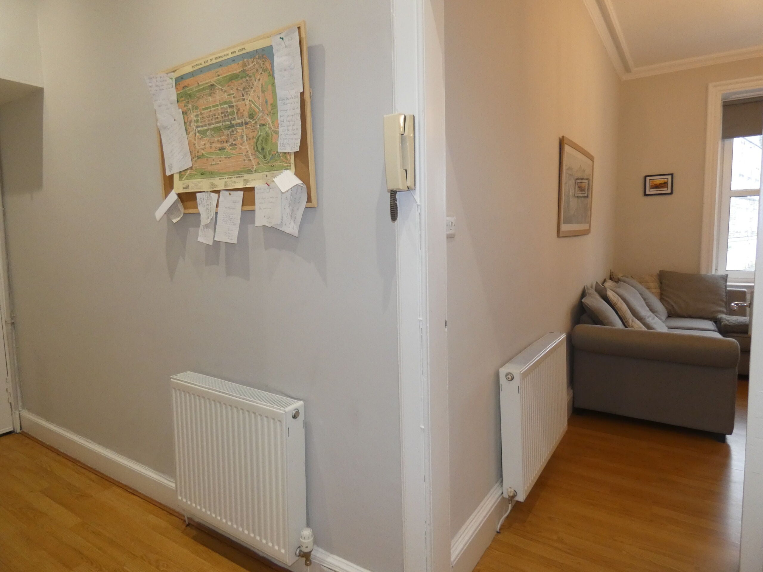 Flat Dalmeny Street in City of Edinburgh