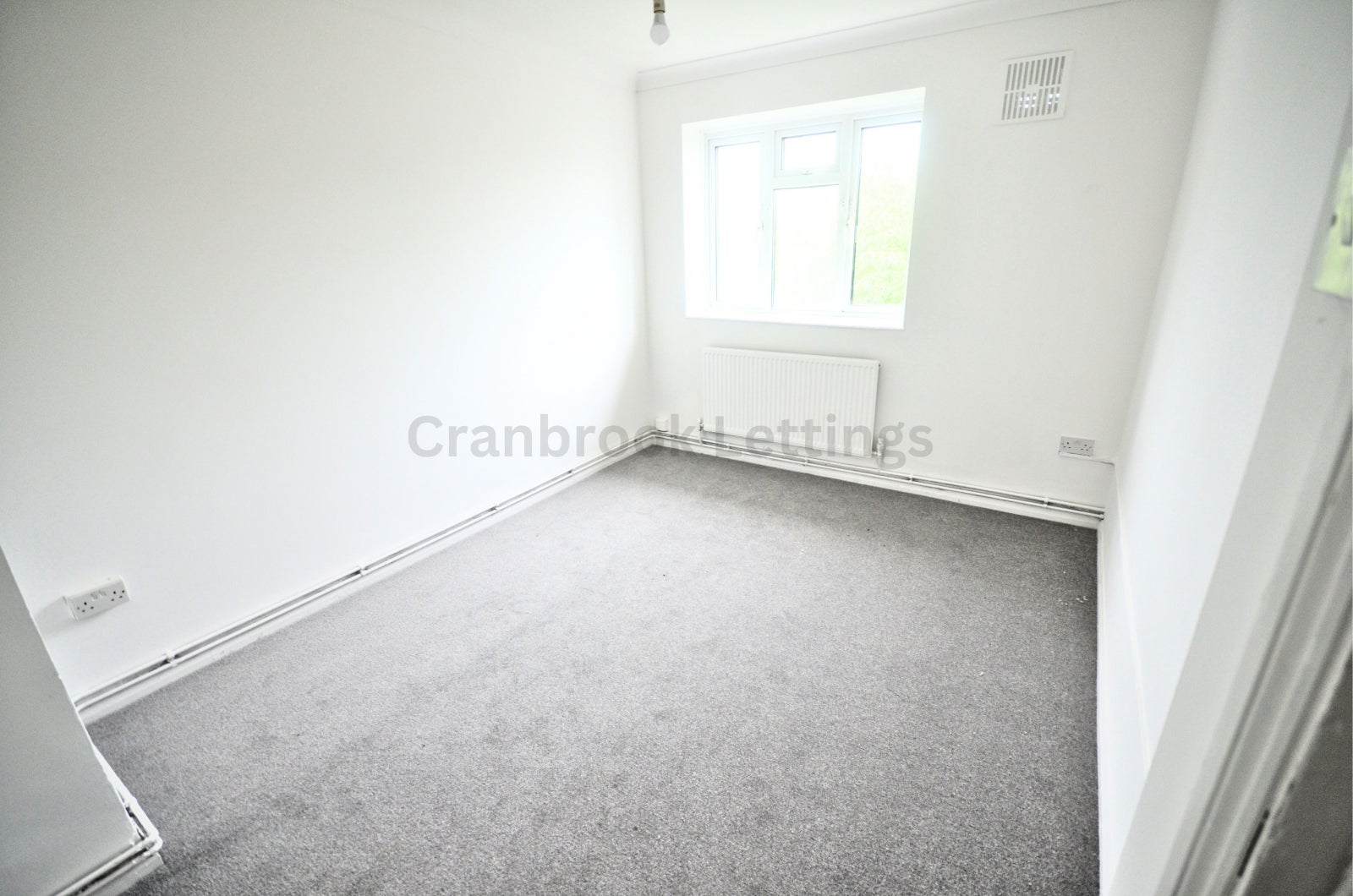 Flat Dartfields in Greater London