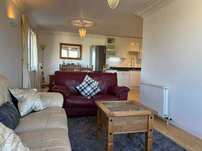 Flat Deeside Gardens in Aberdeen City