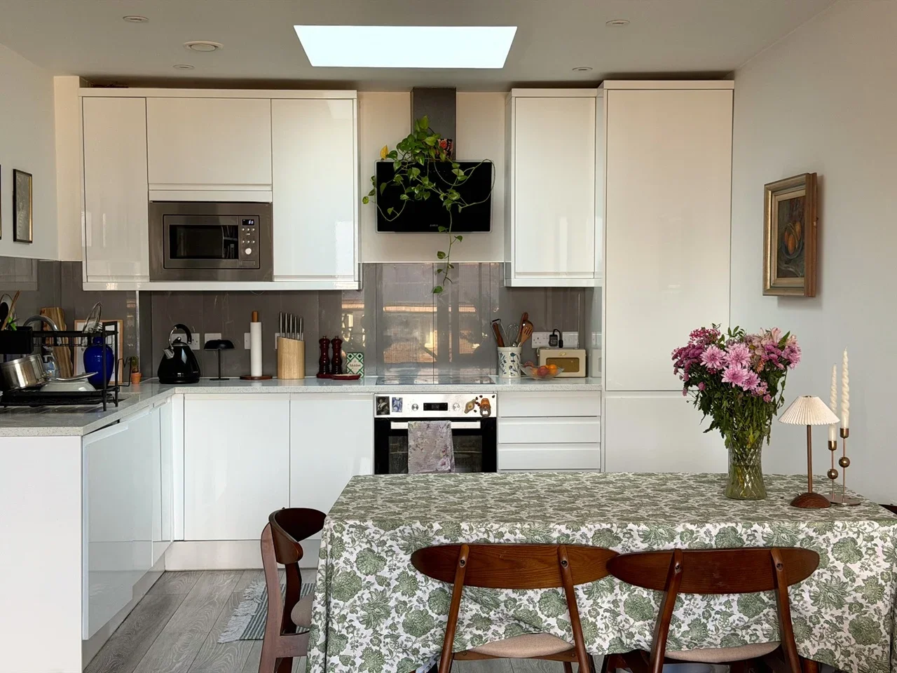 Flat Calvert Road in Greater London