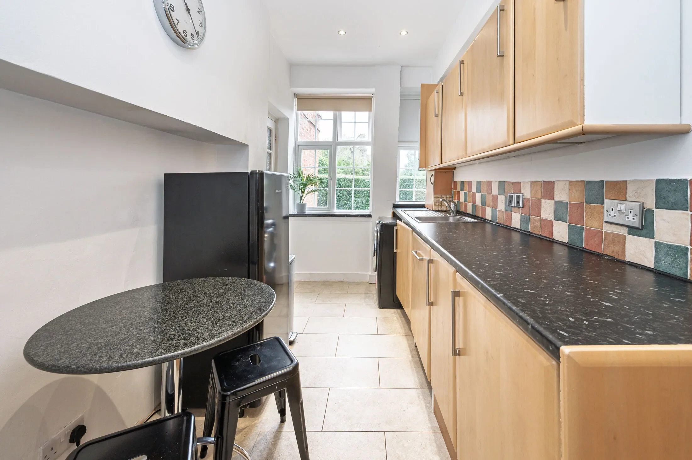 Flat Finchley Road in Greater London
