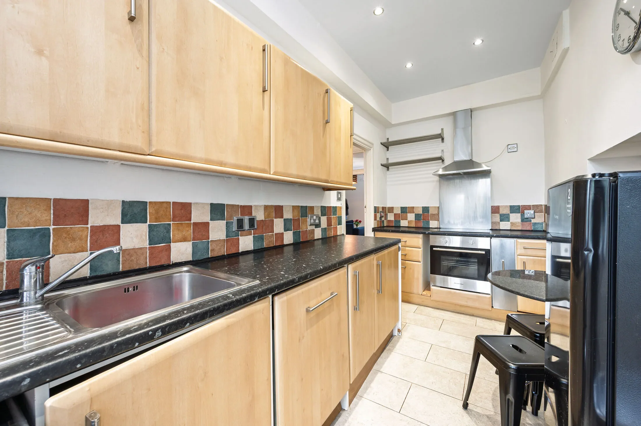 Flat Finchley Road in Greater London