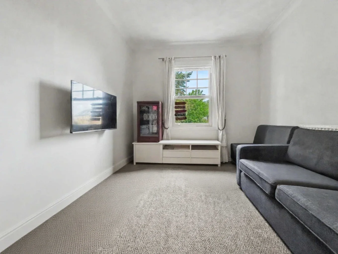 Flat Brampton Road in Huntingdonshire