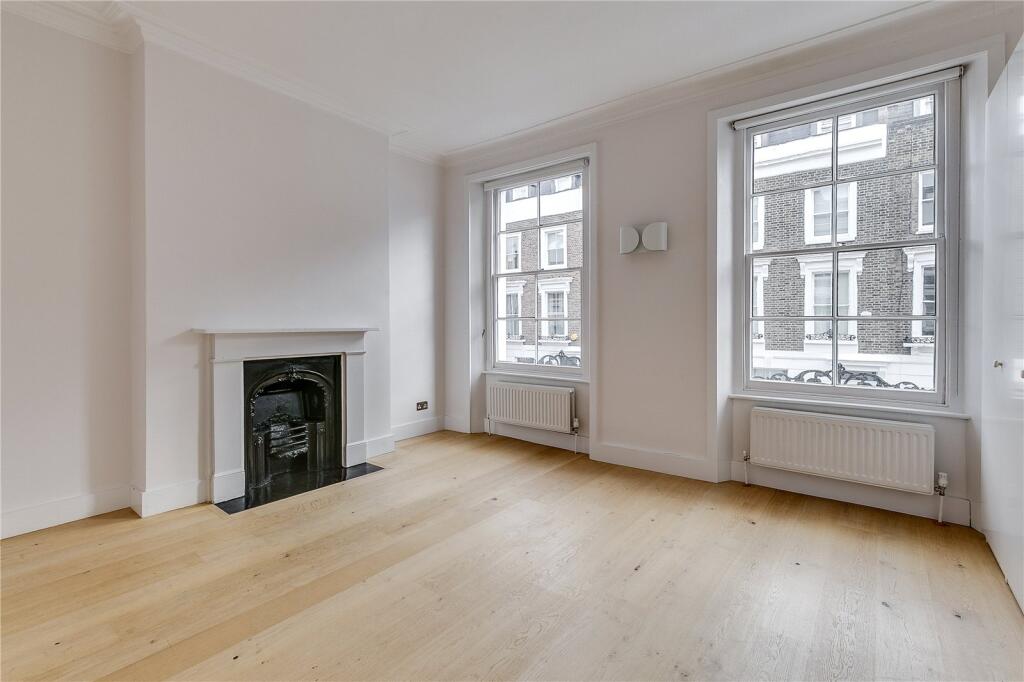 House Edis Street in Greater London