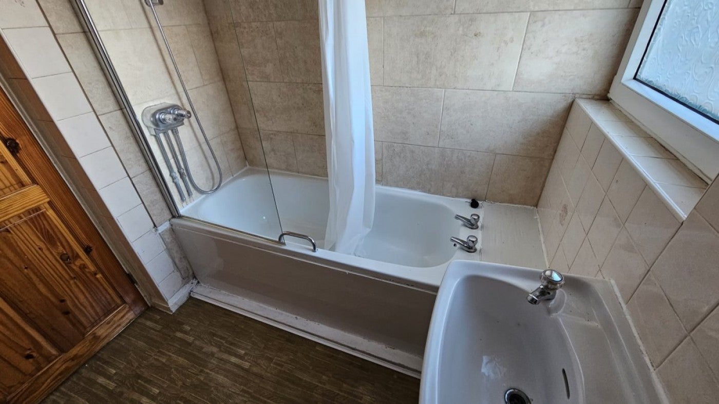 Flat Coombe Place in Sheffield