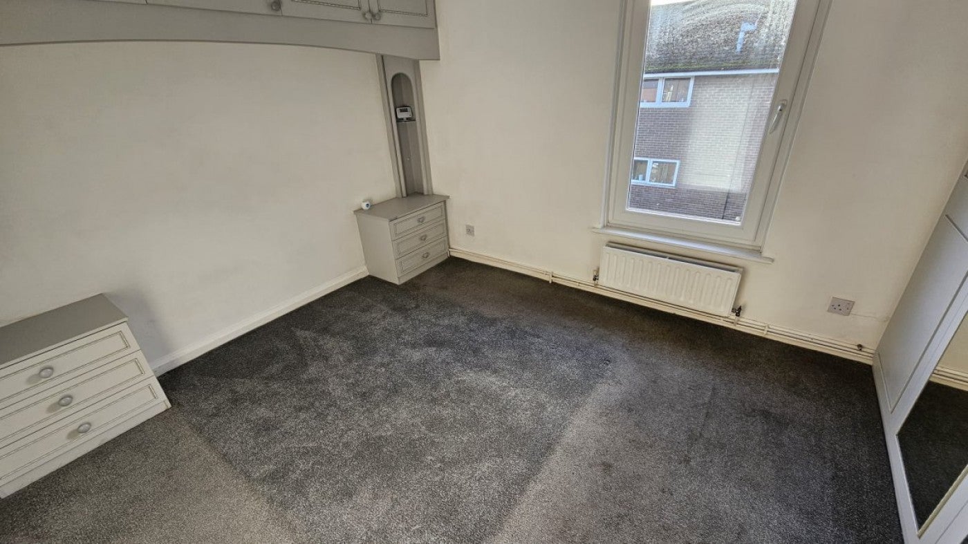 Flat Coombe Place in Sheffield