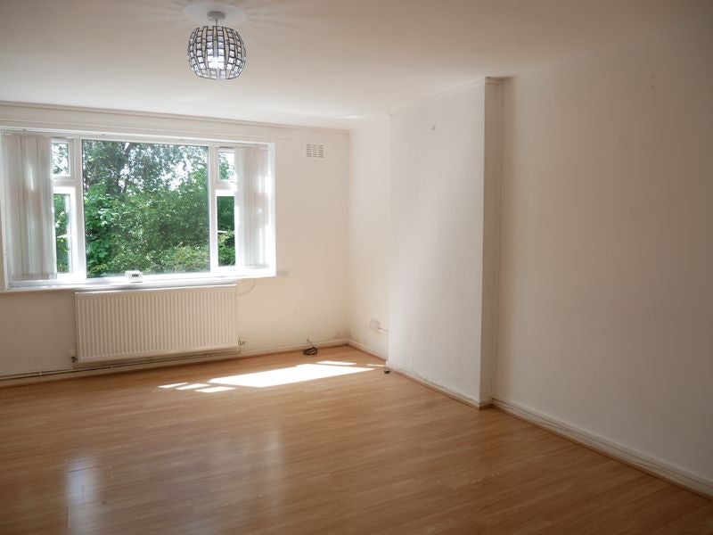 Flat Stanley Road in Cheadle Hulme