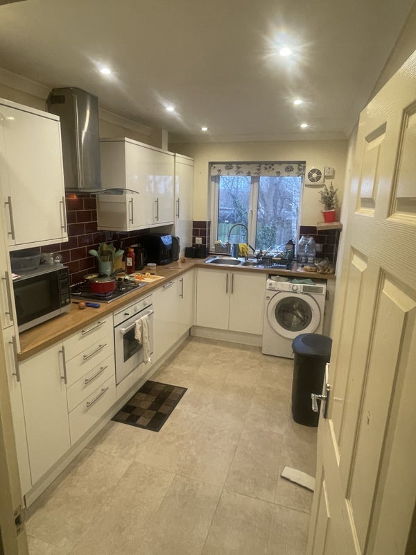 Room Baring Road in Greater London