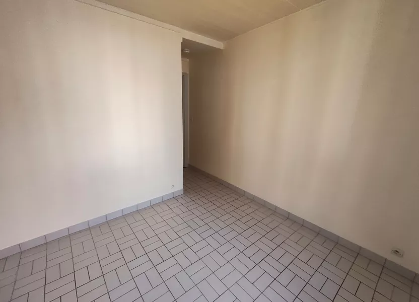 Appartement Rue du Port aux Meules à La Ferté-sous-Jouarre