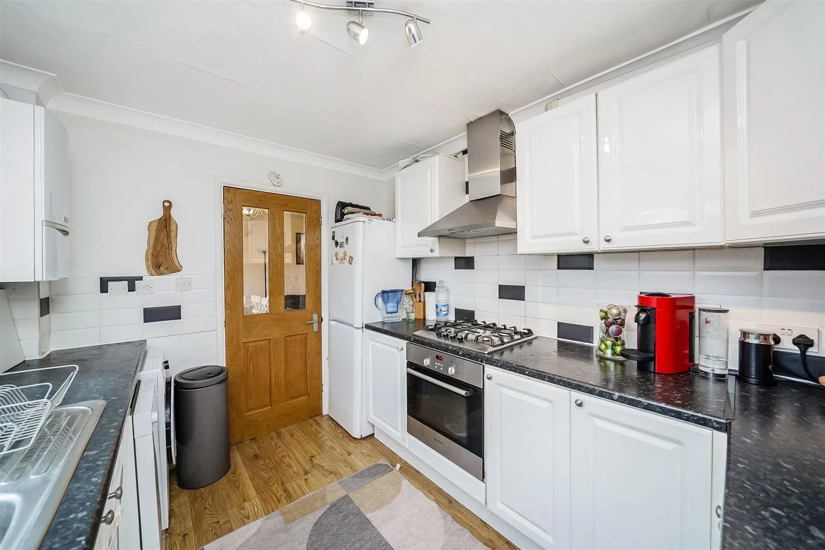 Flat The Ridgeway in Greater London