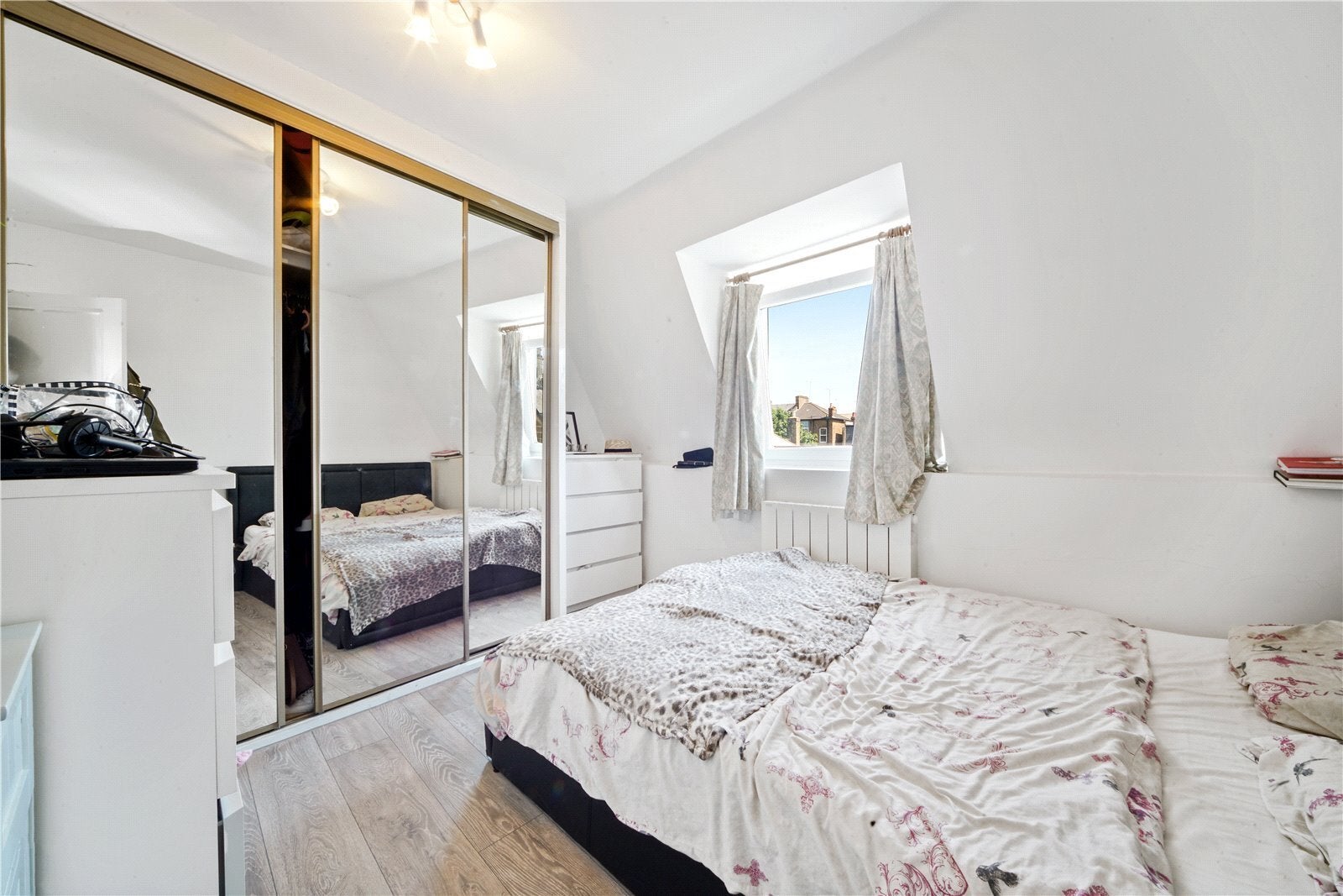 Flat Marcus Street in Greater London