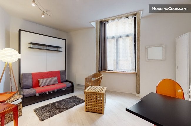 Flat Rue Lorette in Lyon