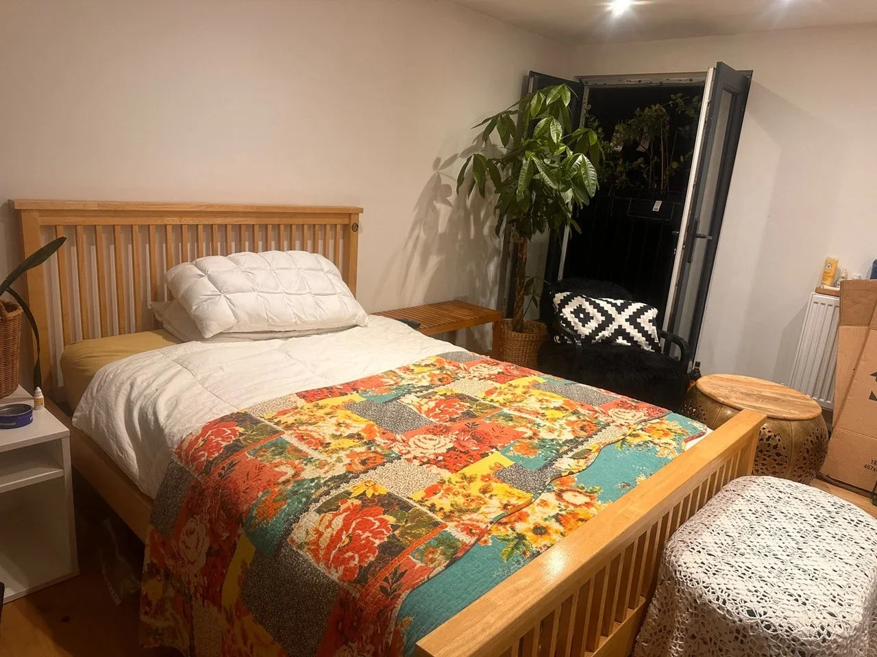Room Elmer Road in Greater London