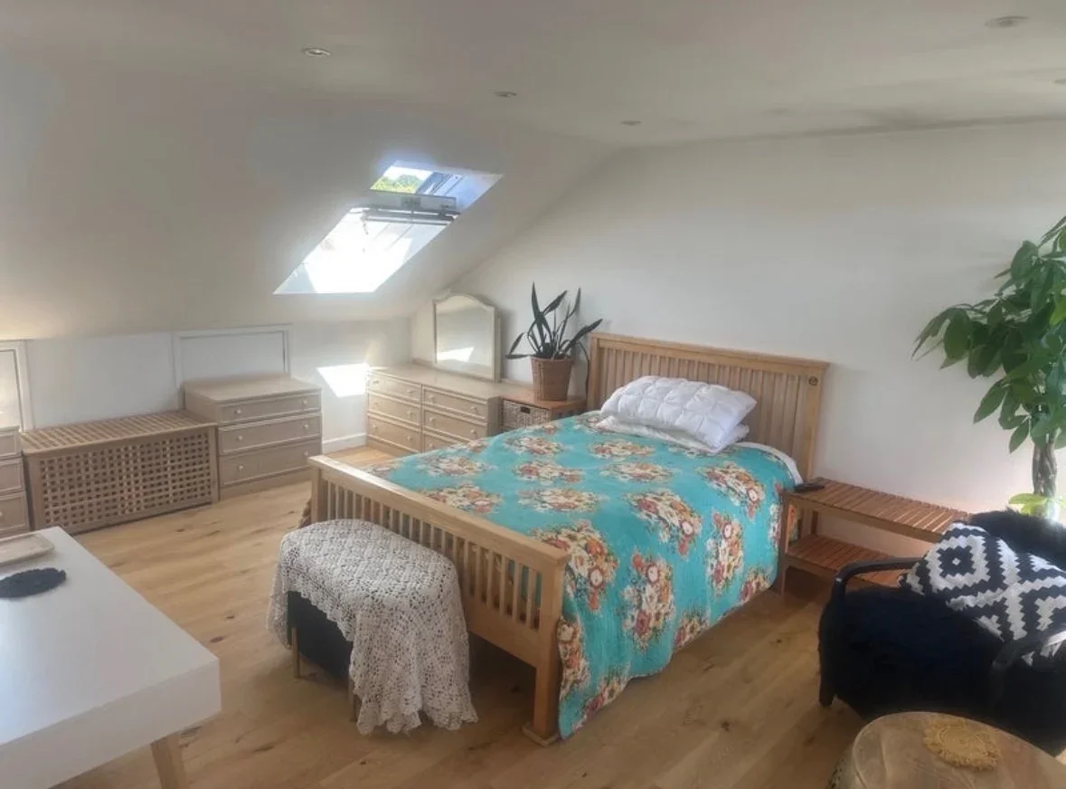 Room Elmer Road in Greater London