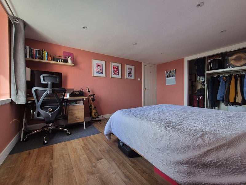 Flat Broad Wynd in City of Edinburgh