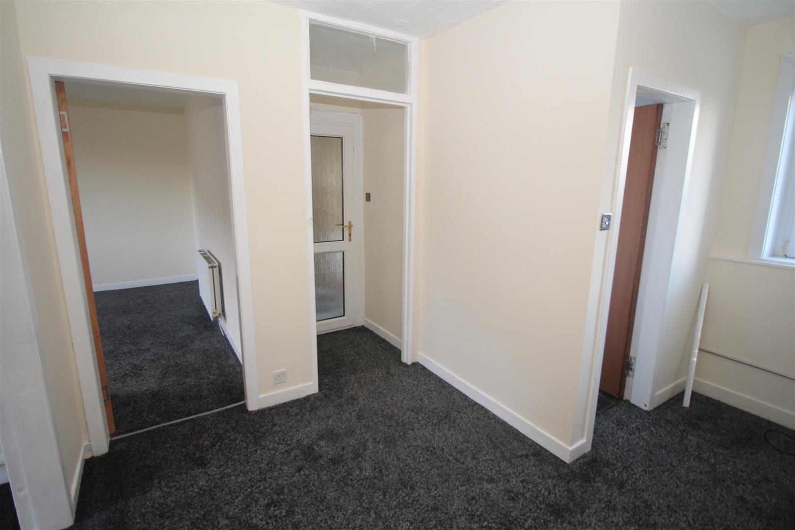 Flat Lemmon Street in Greenock