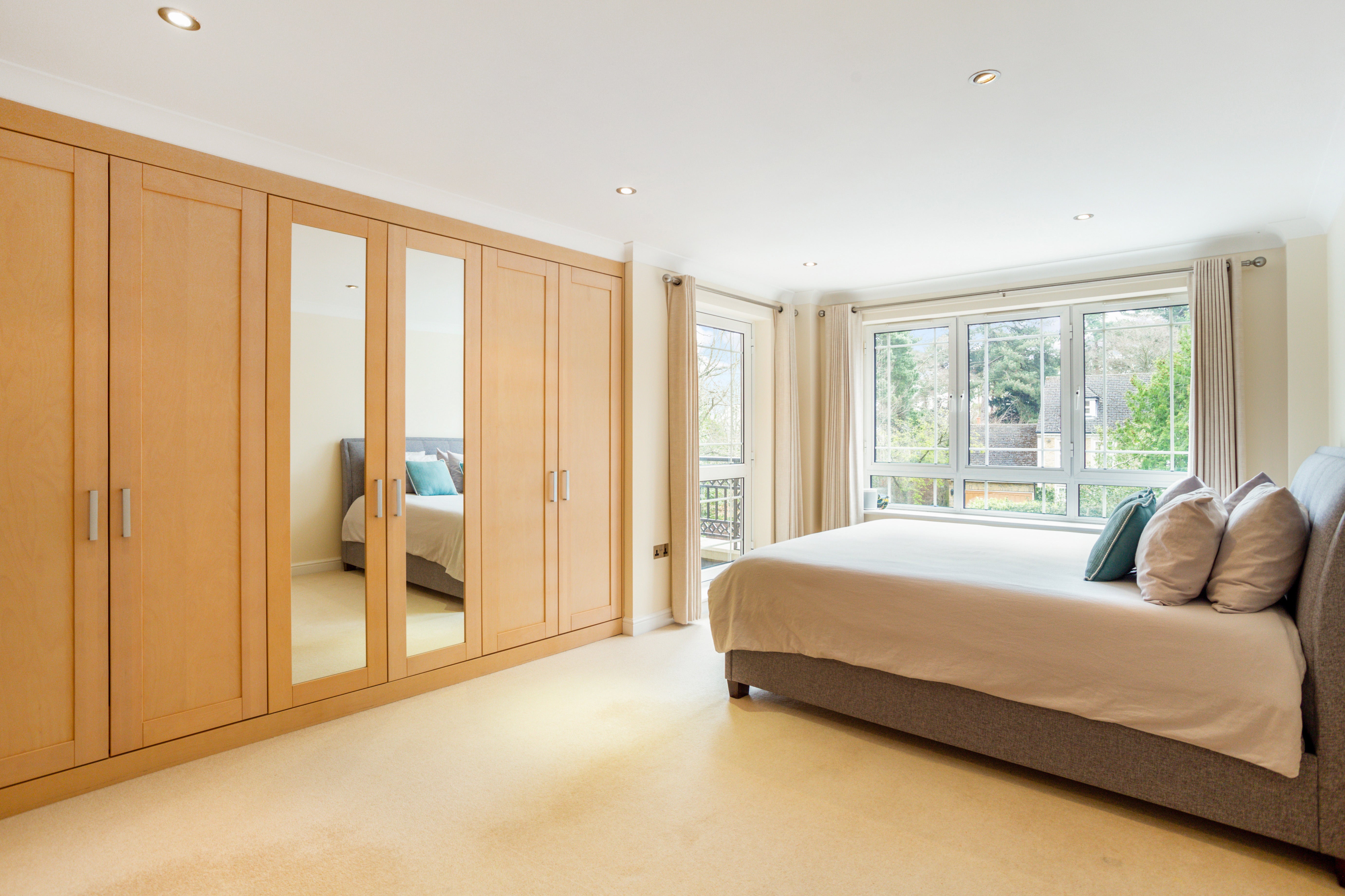 Flat Cavendish Road in Walton on Thames