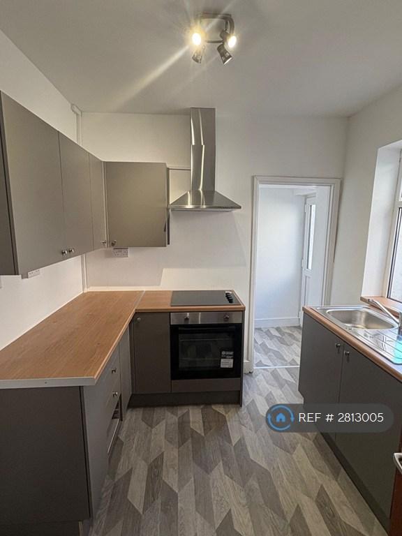 Flat King Street in Pontypridd