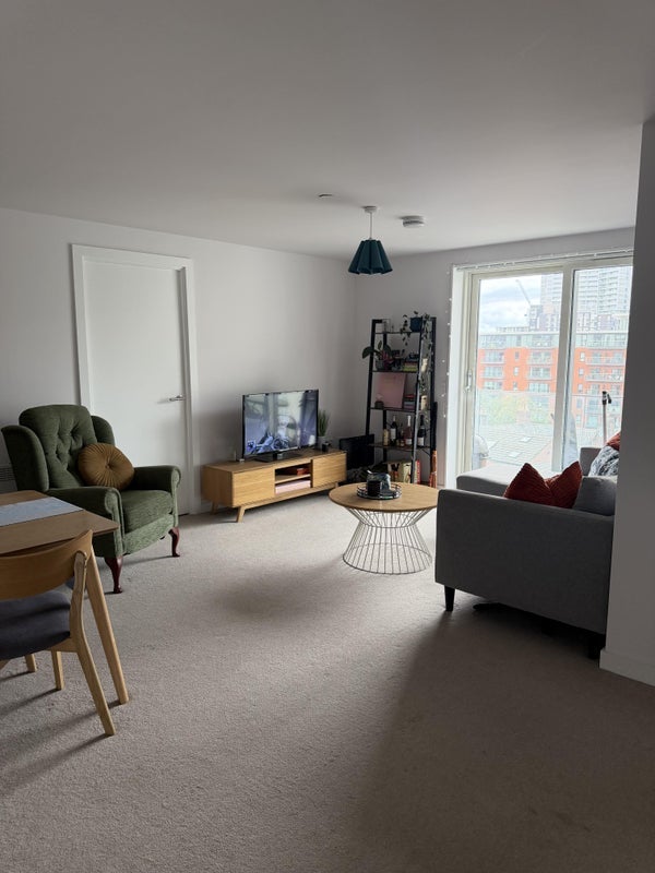 Room Dearmans Place in Salford