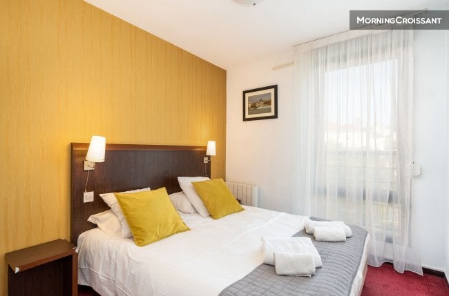 Flat Rue Sergent Michel Berthet in Lyon