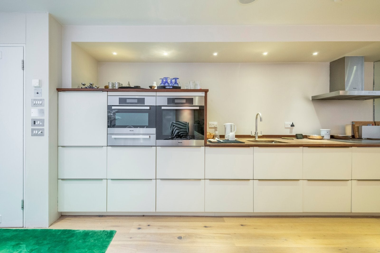 House Victoria Grove Mews in Greater London
