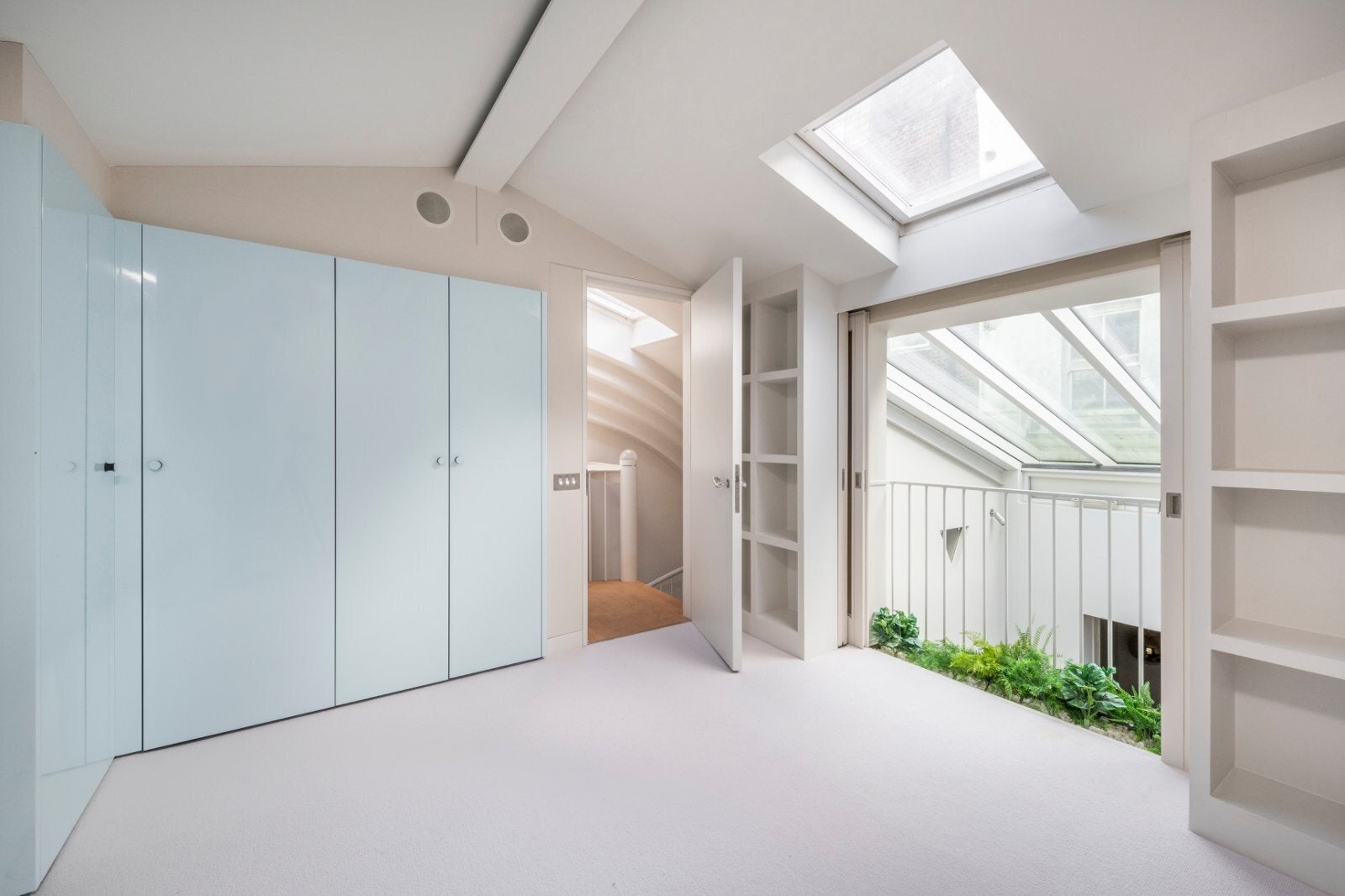 House Victoria Grove Mews in Greater London