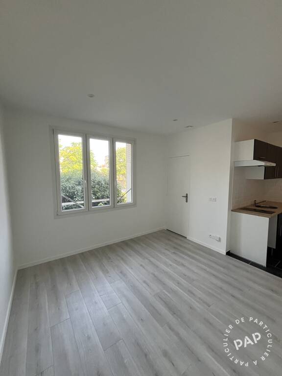Chambre Rue des Sazières à Colombes