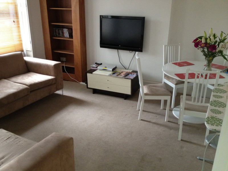 Room Kennington Park Road in Greater London