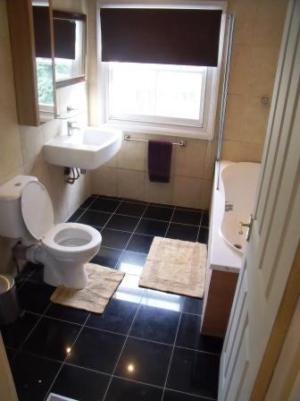 Room Kennington Park Road in Greater London