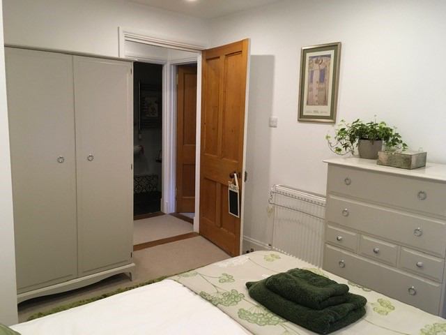 Room Smiths Land in City of Edinburgh
