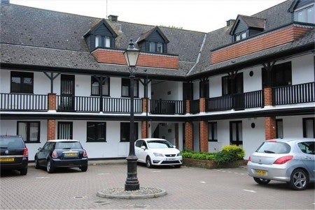 Flat Clothall Road in North Hertfordshire