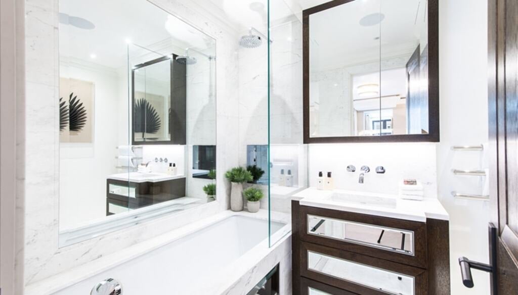 Flat Prince of Wales Terrace in Greater London
