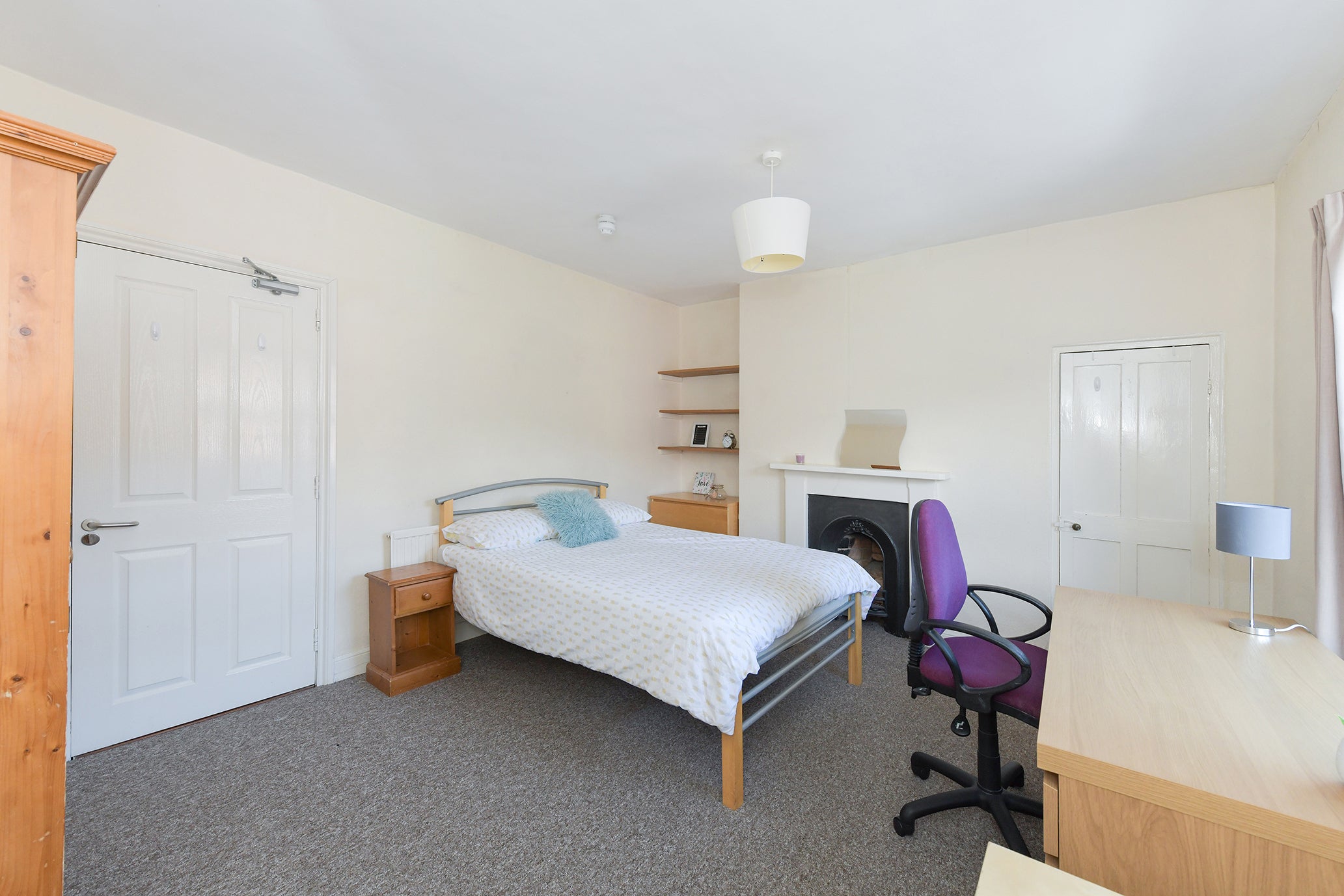 Room Portland Road in Nottingham