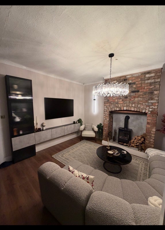 Room Hassall Street in Bury