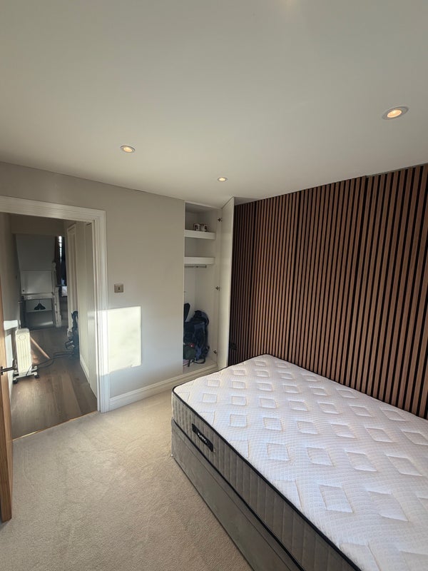 Room Astbury Road in Greater London