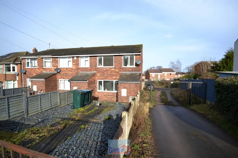 Flat Wolston Way in Coventry