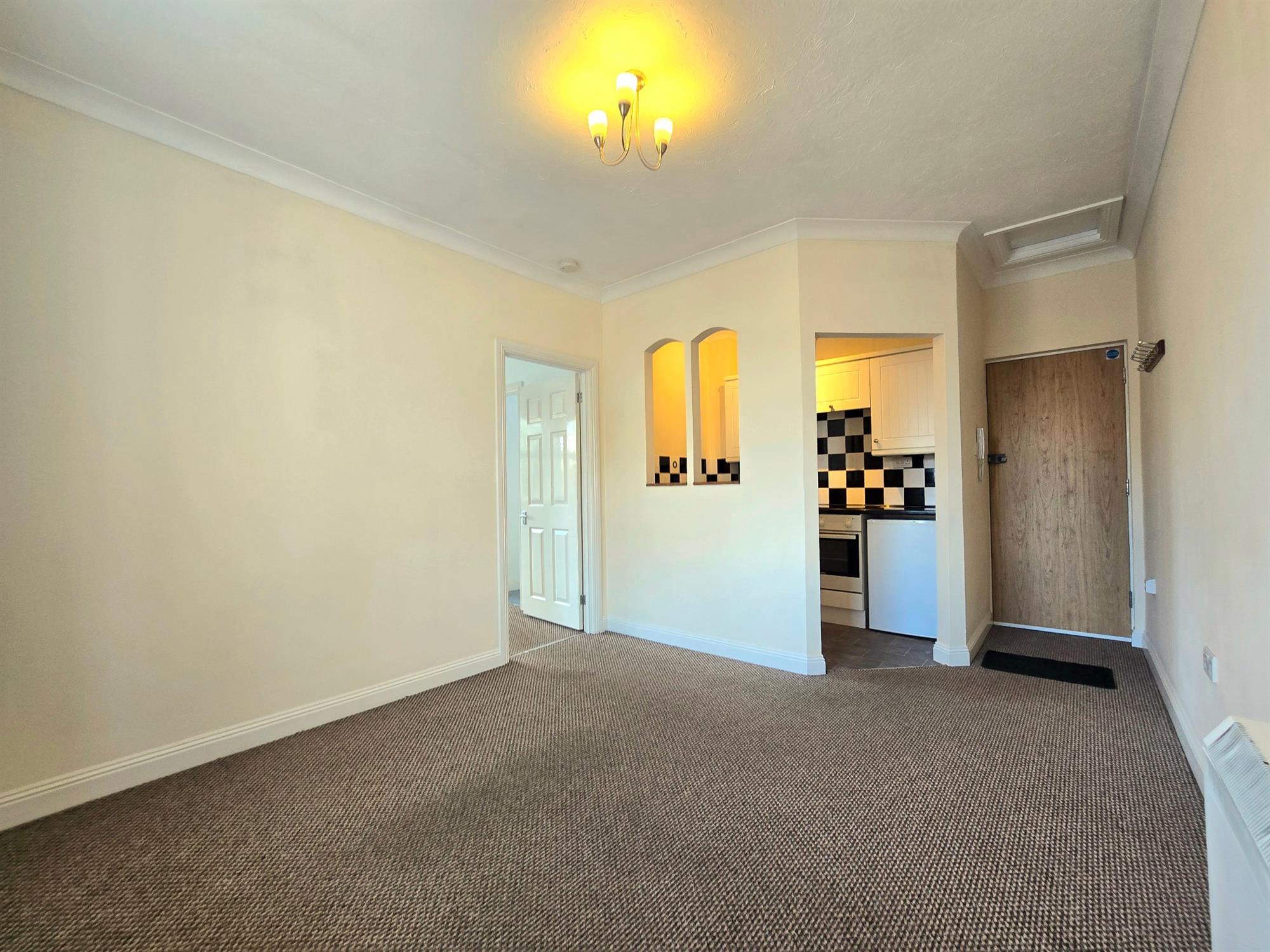 Flat Howard Road in Southampton