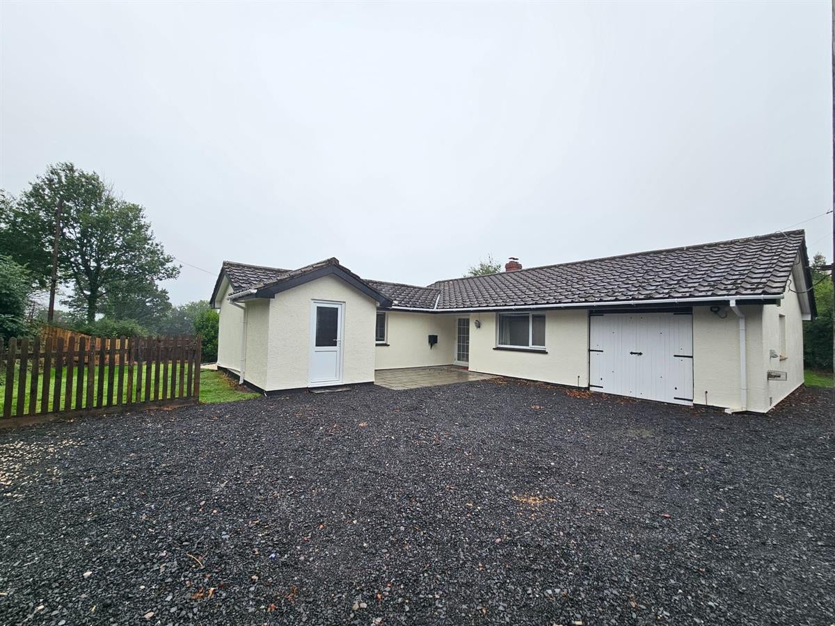 House Nettleford Hill in North Devon