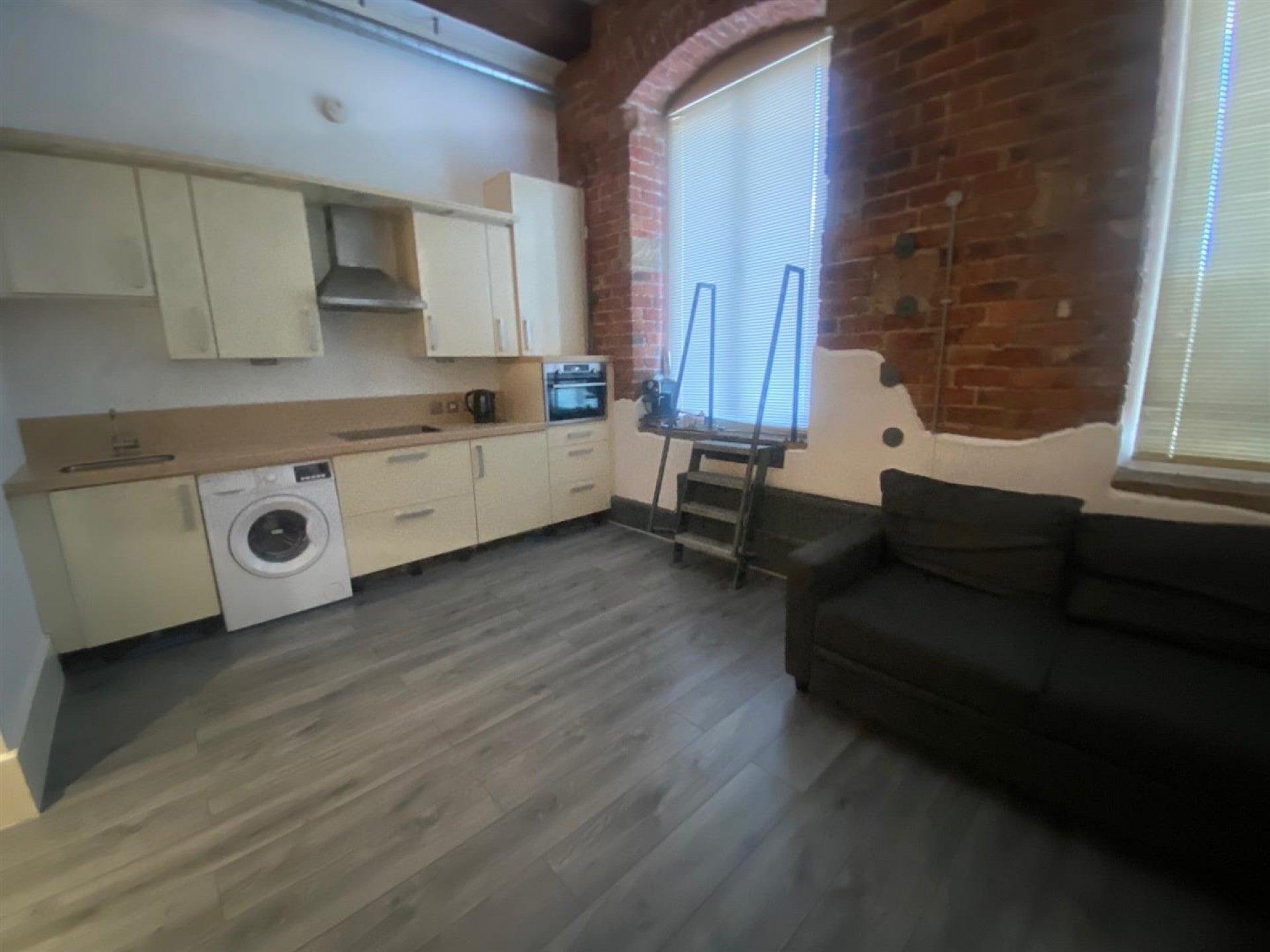 Flat Ledgard Wharf in Kirklees