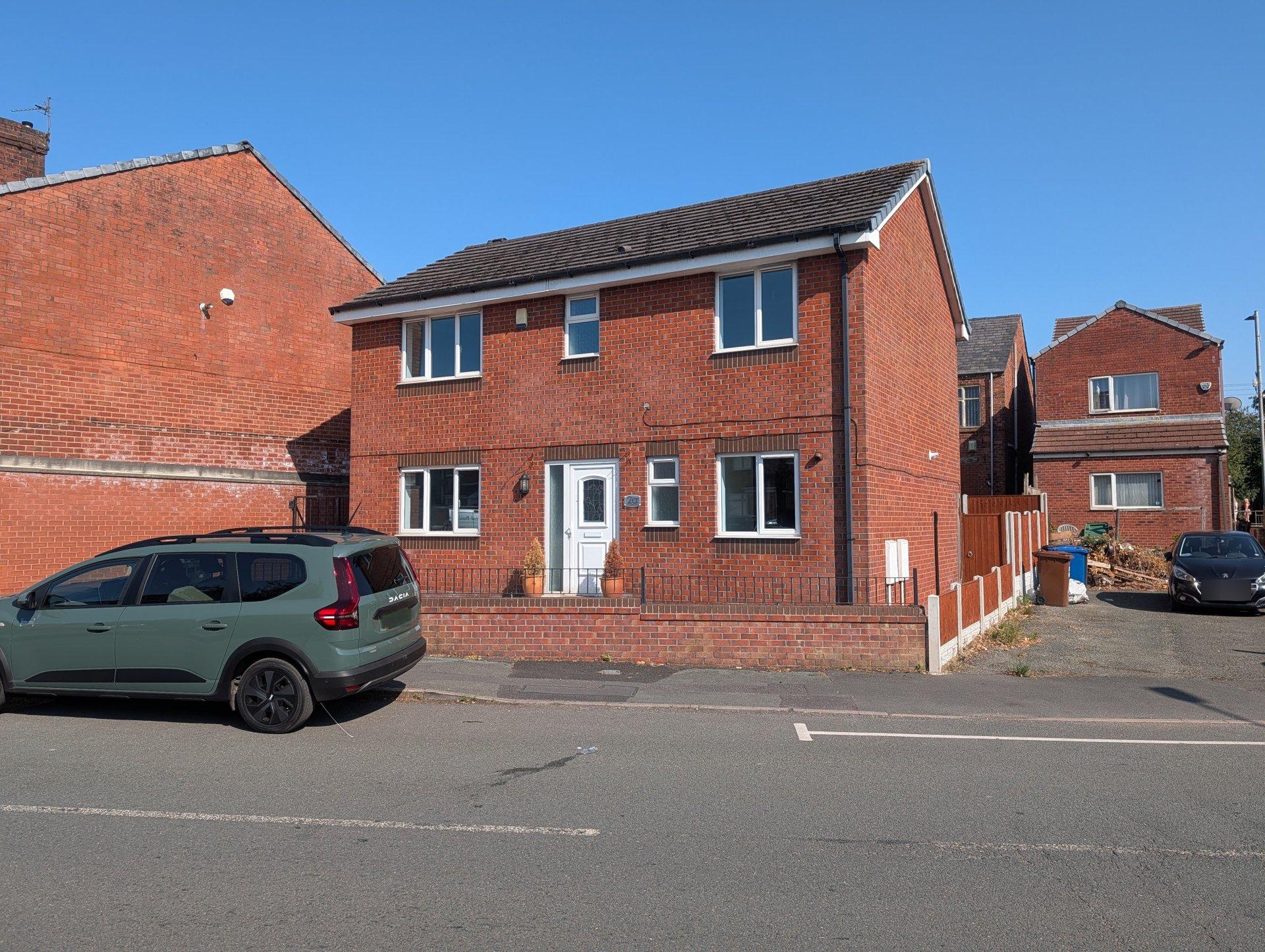House Bryn Road South in Ashton-in-Makerfield
