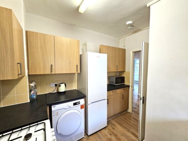 Flat Havelock Close in Greater London